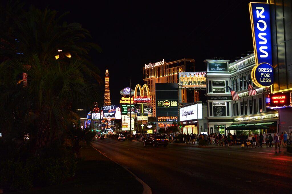chrissharkman las vegas 602569 1920